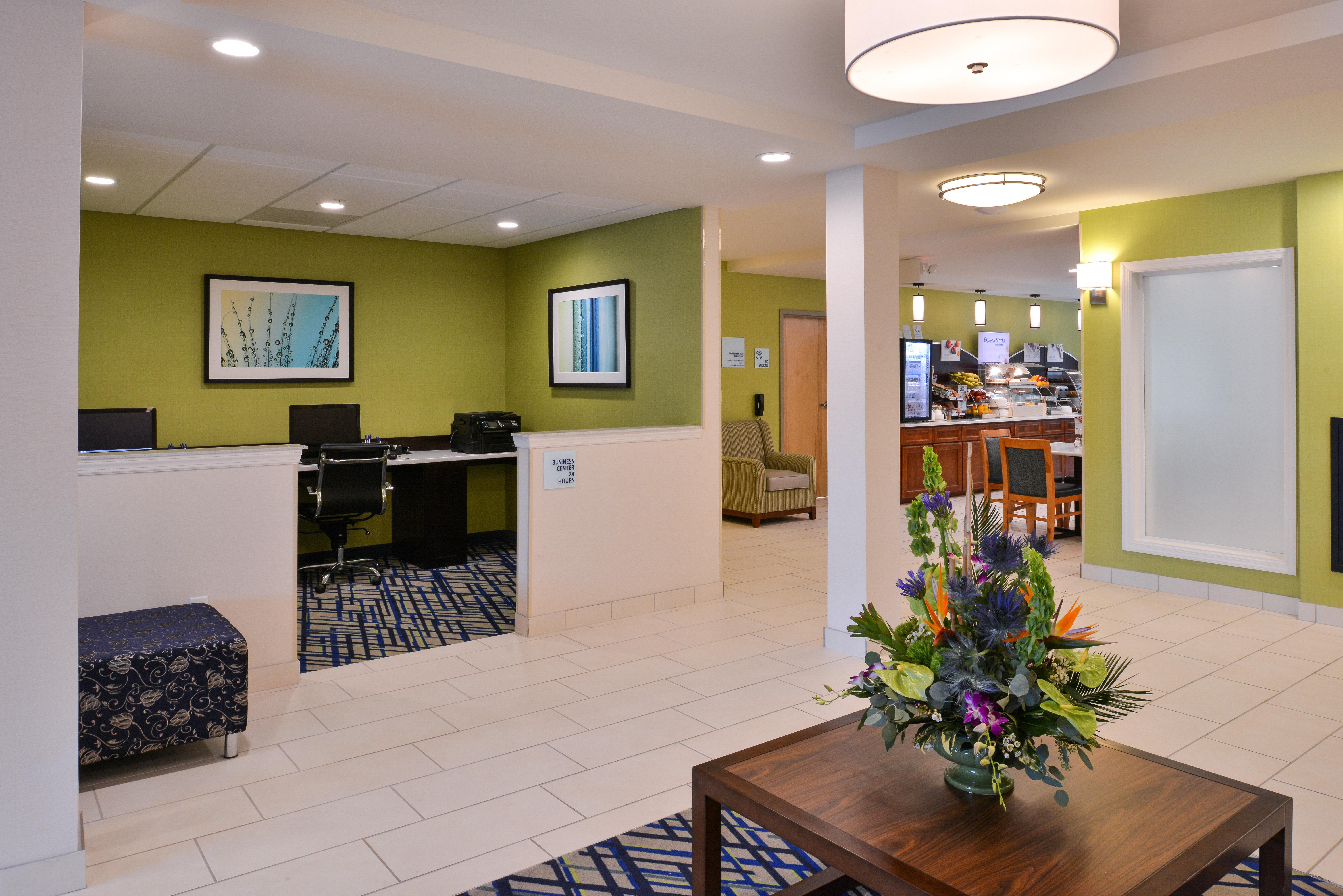 Holiday Inn Express And Suites West Ocean City By Ihg Exterior photo